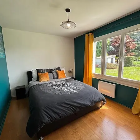 Casa vacanze Maison Cosy à Meaulne-vitray Avec Jardin Meaulne