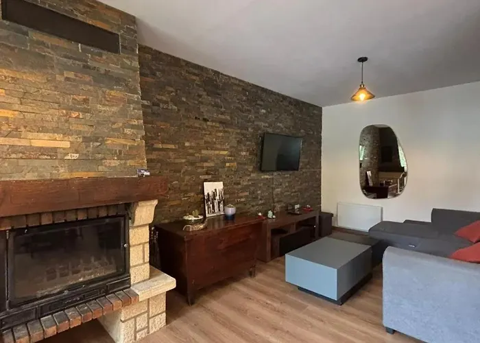 Maison Cosy A Meaulne-vitray Avec Jardin * Meaulne