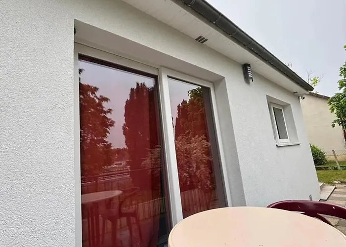 Maison Cosy A Meaulne-vitray Avec Jardin * Meaulne