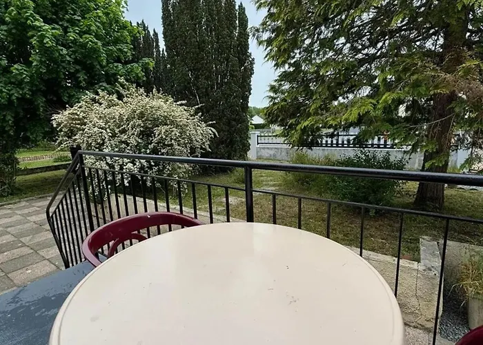 Maison Cosy A Meaulne-vitray Avec Jardin *