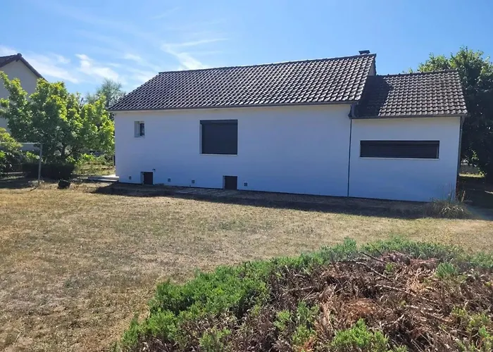 Maison Cosy A Meaulne-vitray Avec Jardin Meaulne