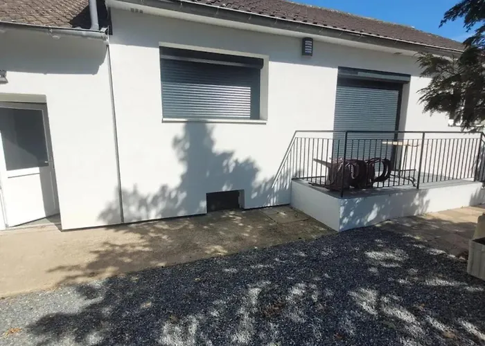 Maison Cosy A Meaulne-vitray Avec Jardin בית נופש Meaulne